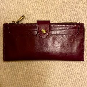 Hobo Dunn wallet in Eggplant